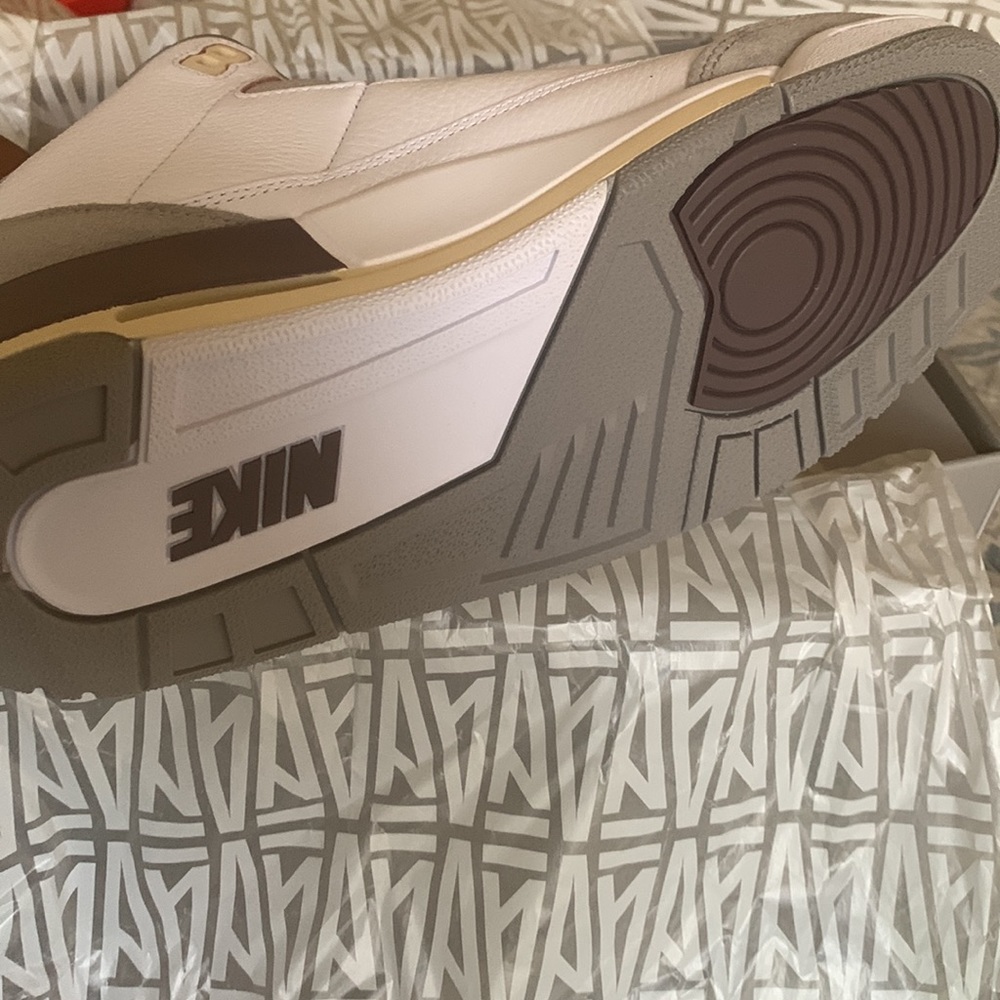 Jordan’ 3 - Picture 4 of 6